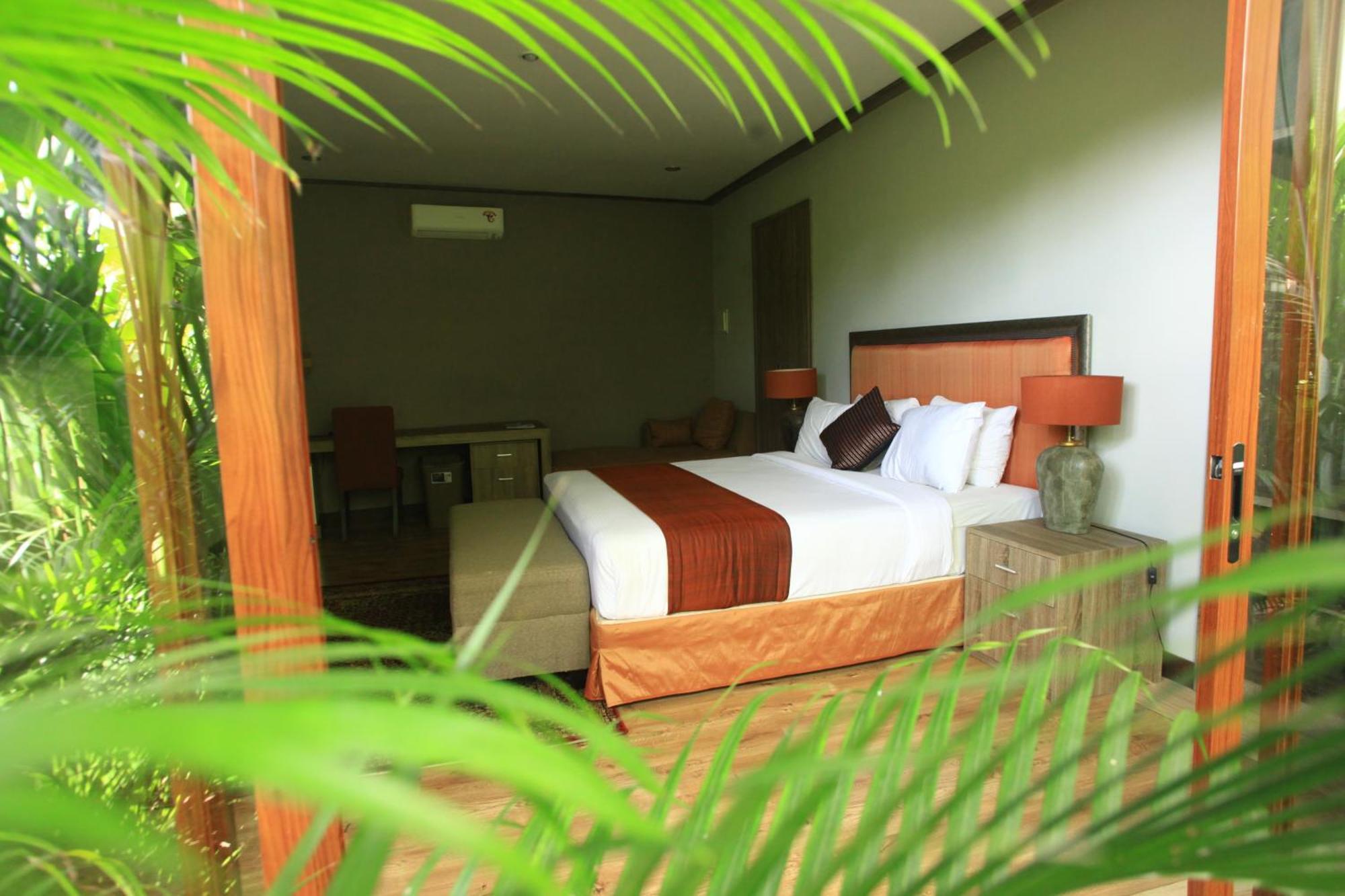 Puri Sabina Bed & Breakfast Jimbaran Eksteriør billede